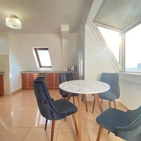 Daire Stan U Strogom Centru Grada *